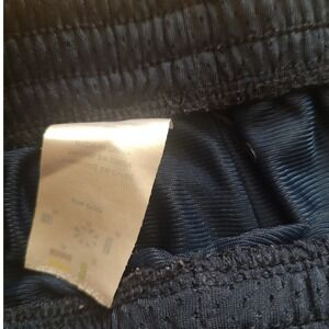 Boys Athletic Shorts Bundle Size M Nike Dri-FIT Champion Mesh Gap Kids 4 Pairs